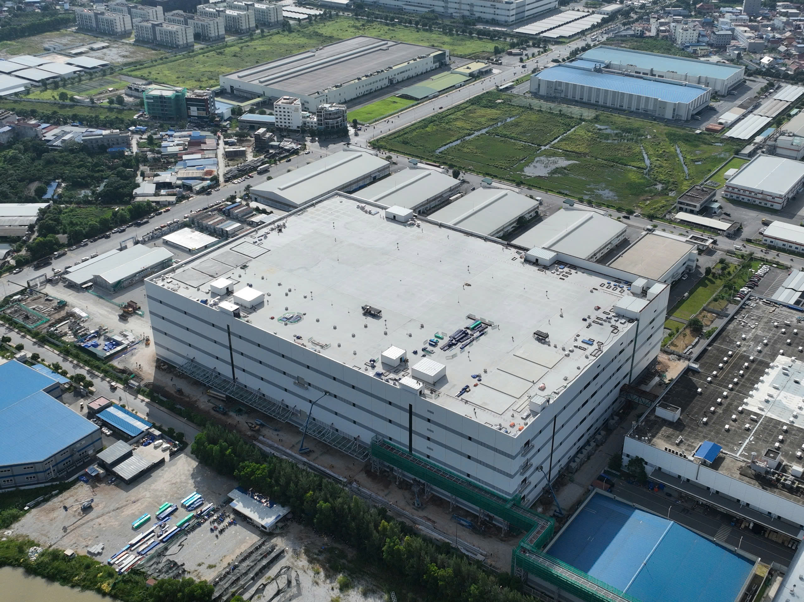 LG INNOTEK _ V3 BUILDING