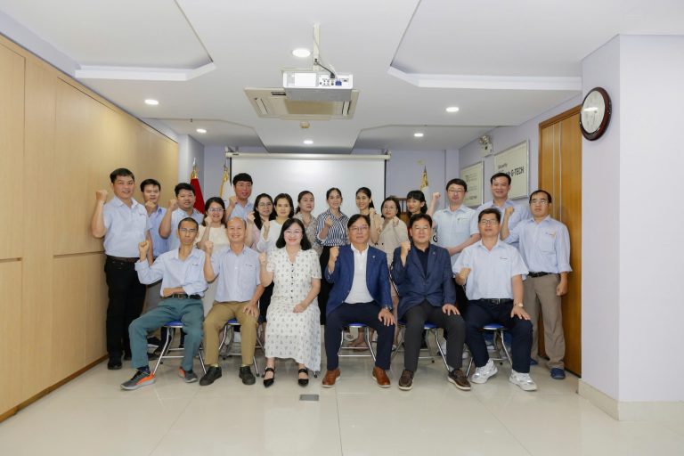 CUỘC HỌP CUỐI NĂM KẾT THÚC MỘT NĂM KINH DOANH 2024 (31/12/2024)